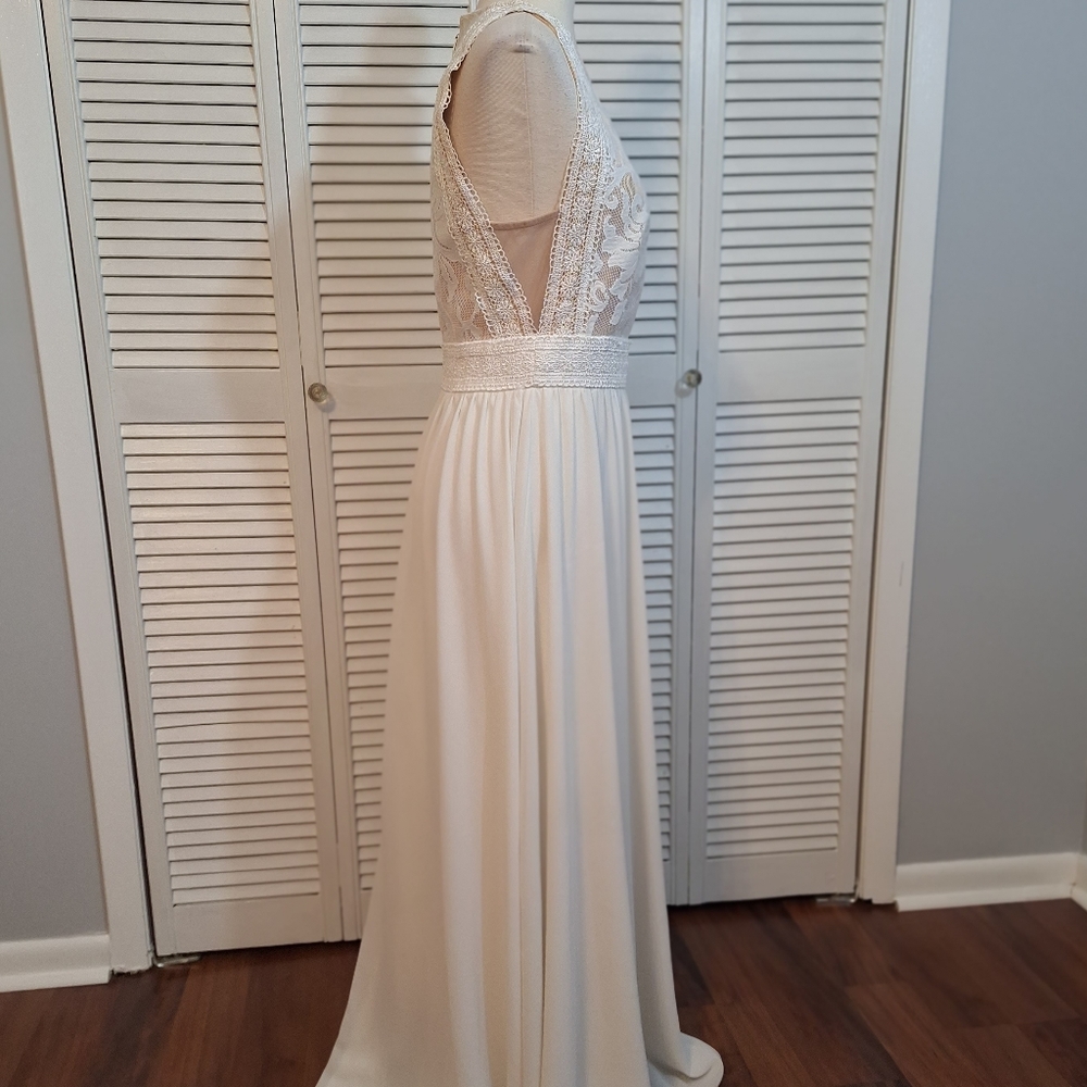 Lulu's ivory nude lace chiffon maxi dress medium *D4 - Picture 9 of 12